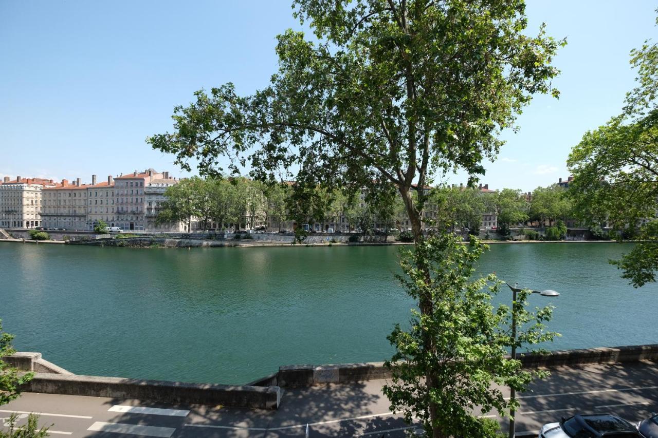 Honore Suite Vue Saone Lyon Exterior foto